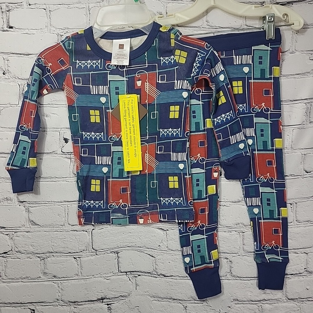 New Tea Collection La Boca Barrio Printed 2 Piece Pajama Set Size 3 years